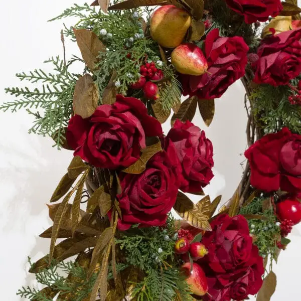 Close Up _Rose Christmas Red Velvet Rose & Pear Holiday Wreath