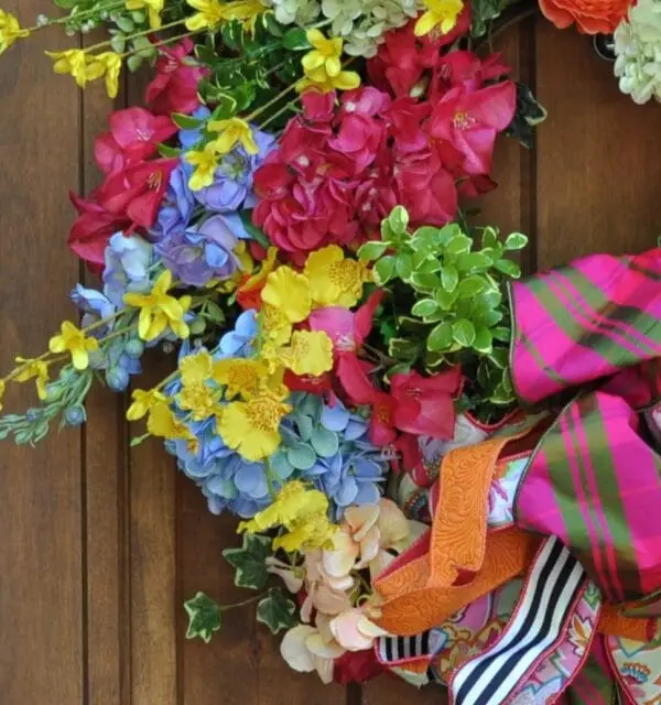 Fiestatexasdoorcloseup2 Fiesta Texas Bougainvillea Summer Wreath