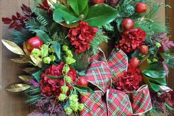 2025-09-07 21.34.58 Holiday Cheer Tartan Wreath