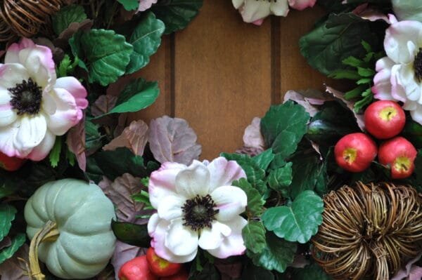 Anemone Autumn Wreath